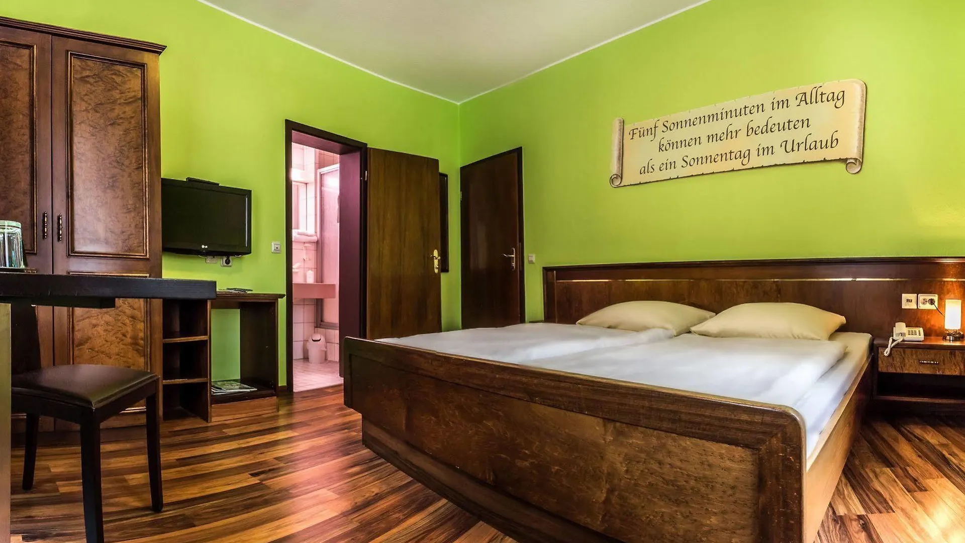 Hotel Am Wilhelmsplatz Stuttgart
