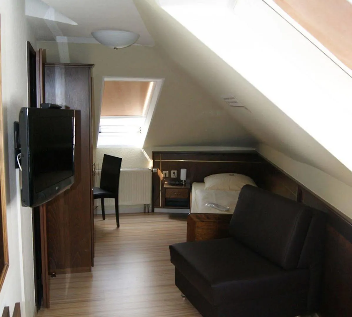 Hotel Am Wilhelmsplatz Stuttgart